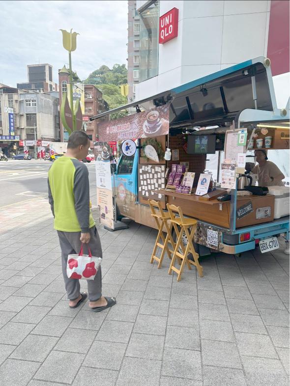 《瀚星百貨x夢想三十八號咖啡車🚚 》