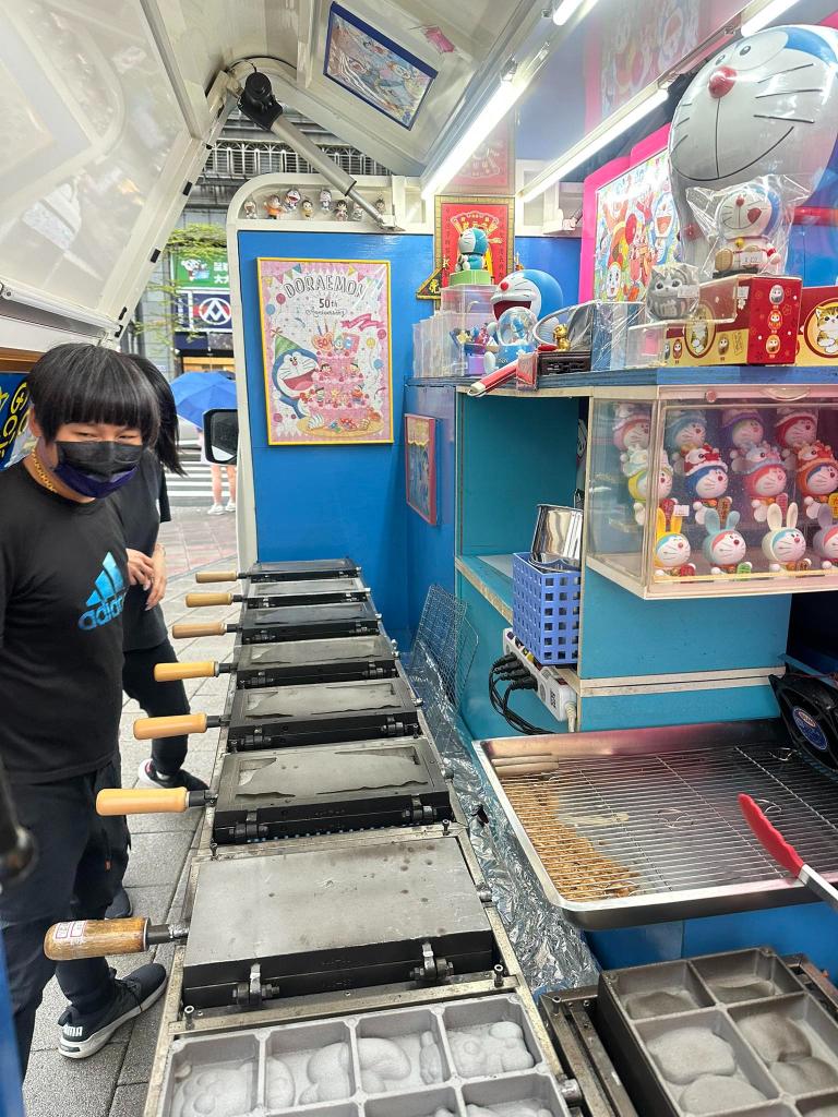 快報《瀚星百貨x叮噹脆皮雞蛋糕餐車》