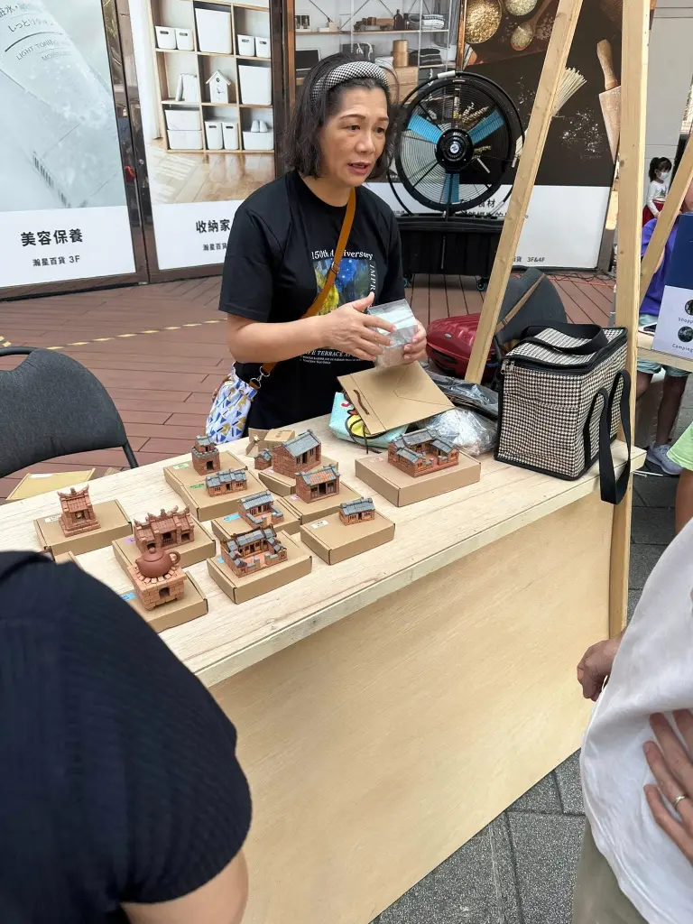 快報《集光小老闆市集x犬家人狗狗認養活動》