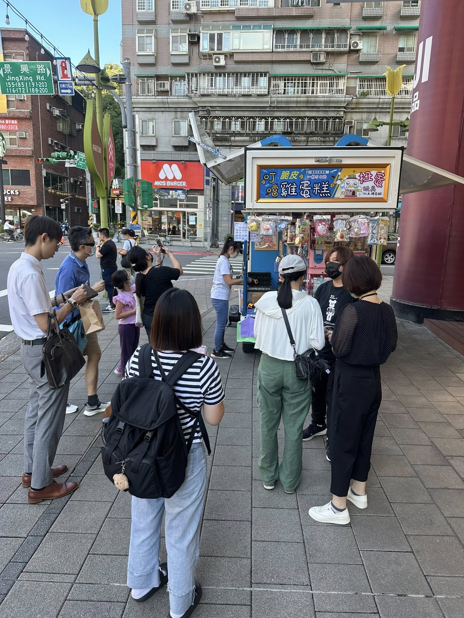 預告《瀚星百貨x叮噹脆皮雞蛋糕餐車》