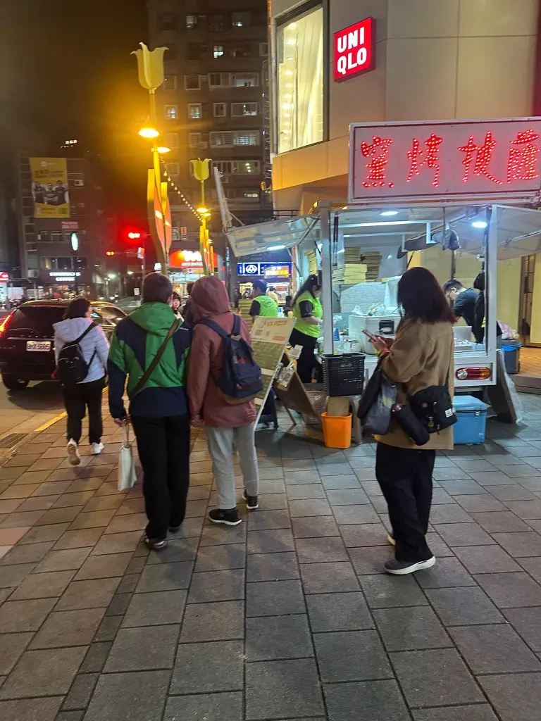美味訊息《瀚星百貨x KK手工窯烤披薩》